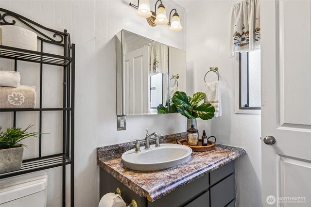 1313 F Street SE, Auburn, WA 98002