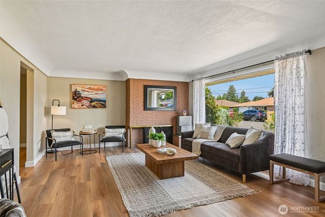 1313 F Street SE, Auburn, WA 98002