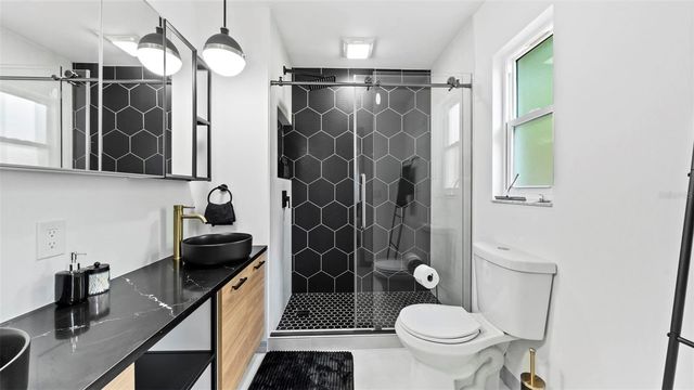 11123 117TH WAY, Seminole, FL 33778