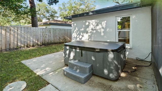 11123 117TH WAY, Seminole, FL 33778