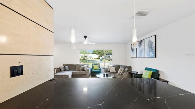 11123 117TH WAY, Seminole, FL 33778