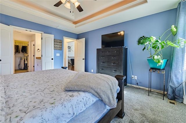 707 Tomahawk Court, Smithville, MO 64089