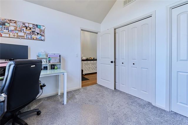 707 Tomahawk Court, Smithville, MO 64089