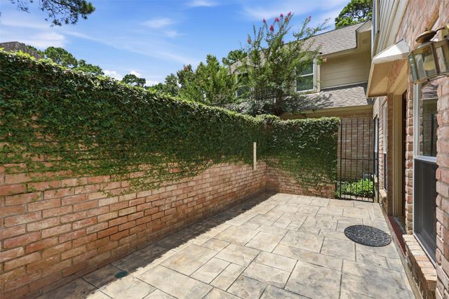 9414 Windrush Drive, Spring, TX 77379