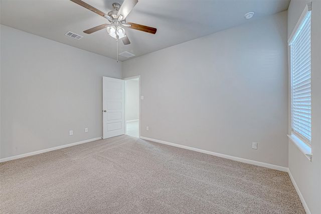 516 Emerald Thicket, Huffman, TX 77336