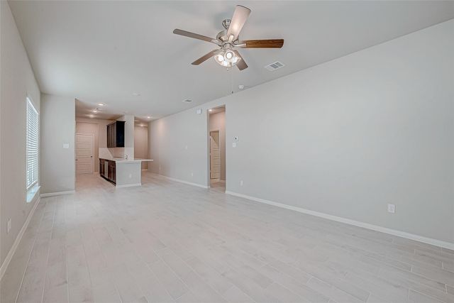 516 Emerald Thicket, Huffman, TX 77336