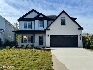 1314 Fort Craig Tr, Maryville, TN 37803