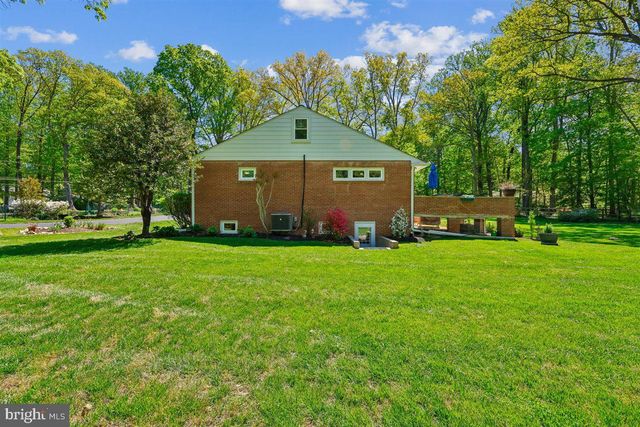 4318 PINETREE RD, Rockville, MD 20853