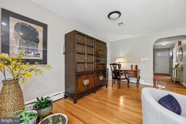 4318 PINETREE RD, Rockville, MD 20853