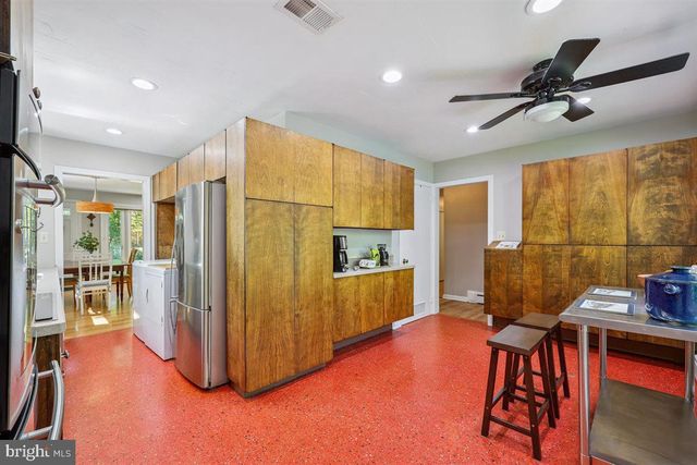 4318 PINETREE RD, Rockville, MD 20853