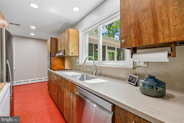 4318 PINETREE RD, Rockville, MD 20853