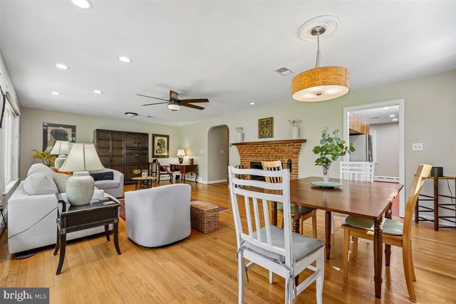 4318 PINETREE RD, Rockville, MD 20853