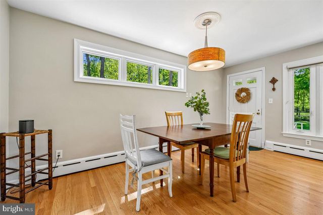 4318 PINETREE RD, Rockville, MD 20853
