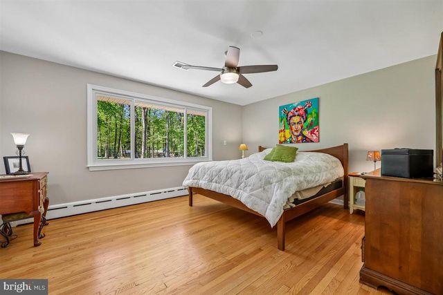 4318 PINETREE RD, Rockville, MD 20853
