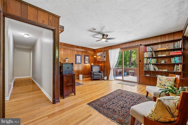 4318 PINETREE RD, Rockville, MD 20853