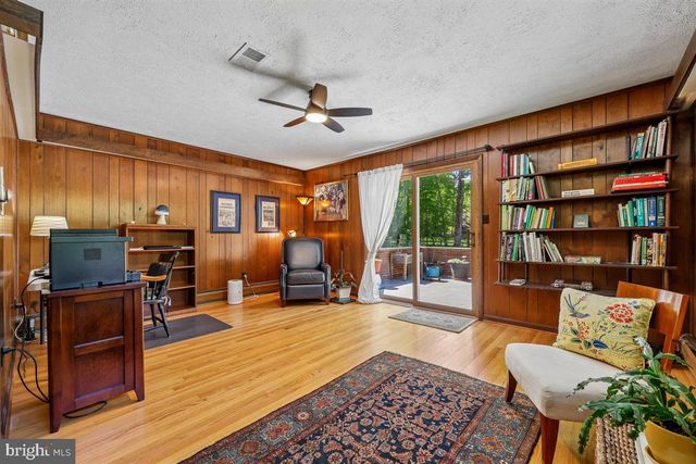 4318 PINETREE RD, Rockville, MD 20853