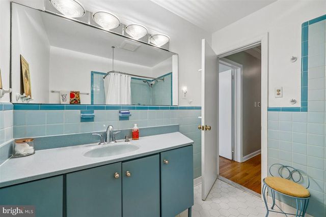 4318 PINETREE RD, Rockville, MD 20853