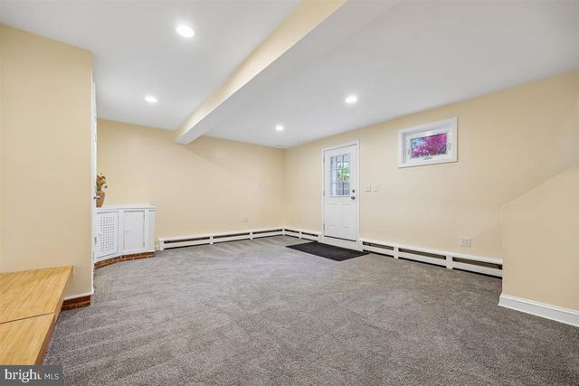 4318 PINETREE RD, Rockville, MD 20853