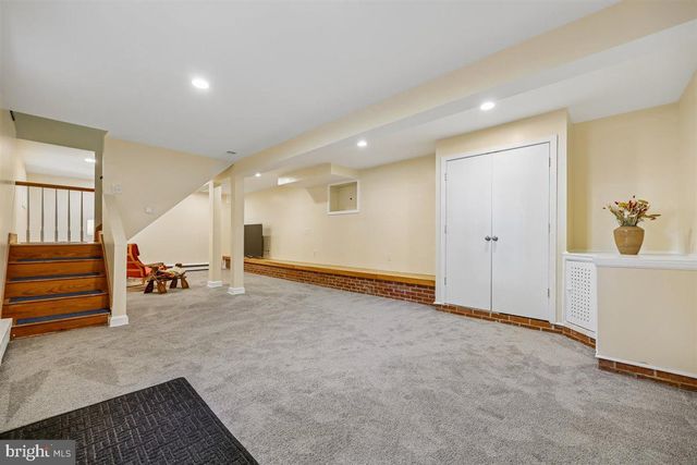 4318 PINETREE RD, Rockville, MD 20853