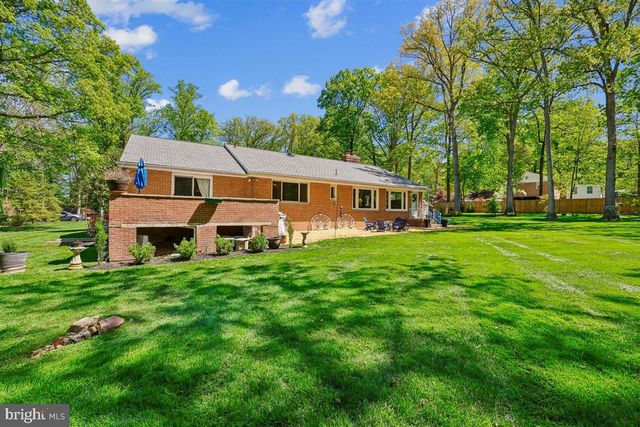 4318 PINETREE RD, Rockville, MD 20853