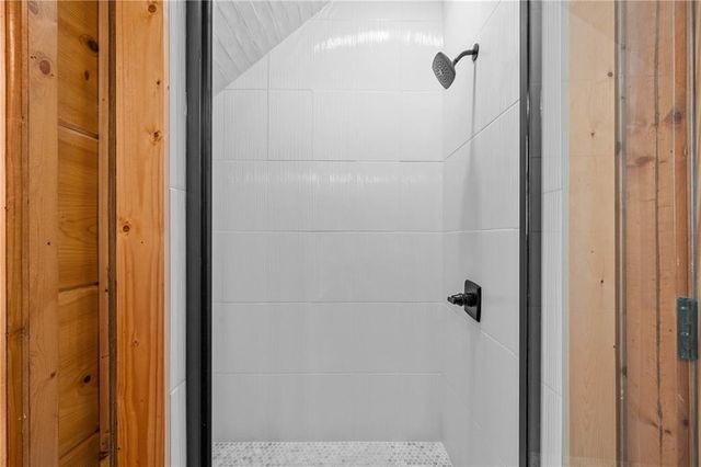 5 Emerald Point, Blairsville, GA 30512