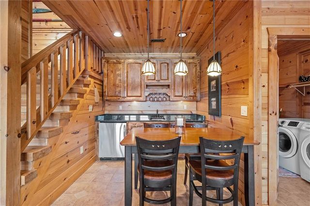 5 Emerald Point, Blairsville, GA 30512