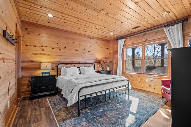 5 Emerald Point, Blairsville, GA 30512