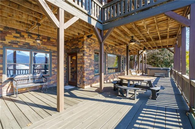 5 Emerald Point, Blairsville, GA 30512