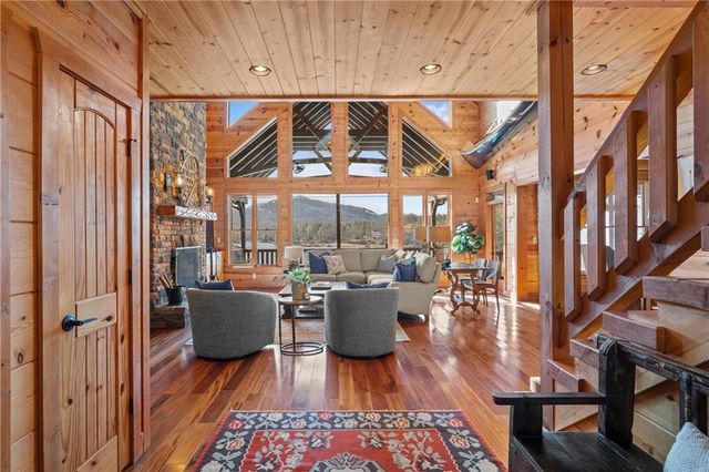 5 Emerald Point, Blairsville, GA 30512