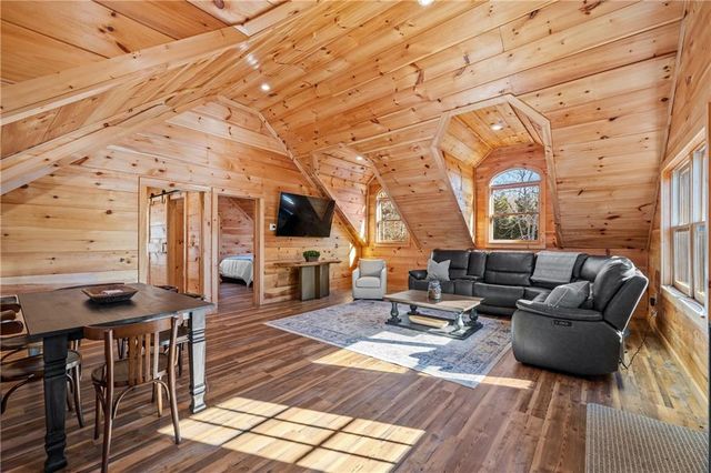 5 Emerald Point, Blairsville, GA 30512