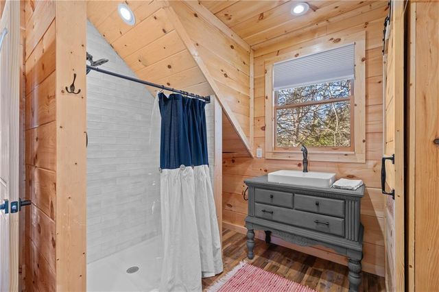 5 Emerald Point, Blairsville, GA 30512