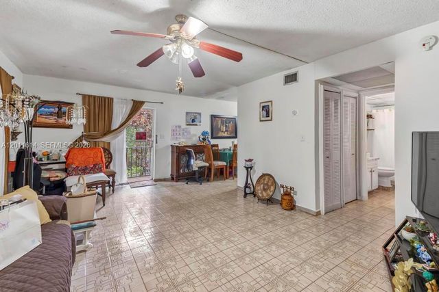 519 NW 10th Ave, Miami, FL 33136