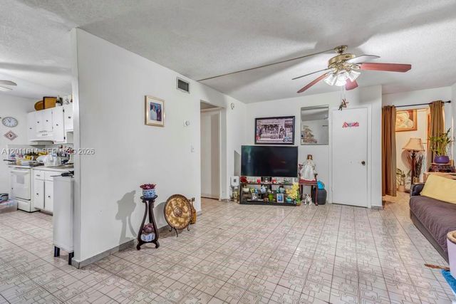 519 NW 10th Ave, Miami, FL 33136