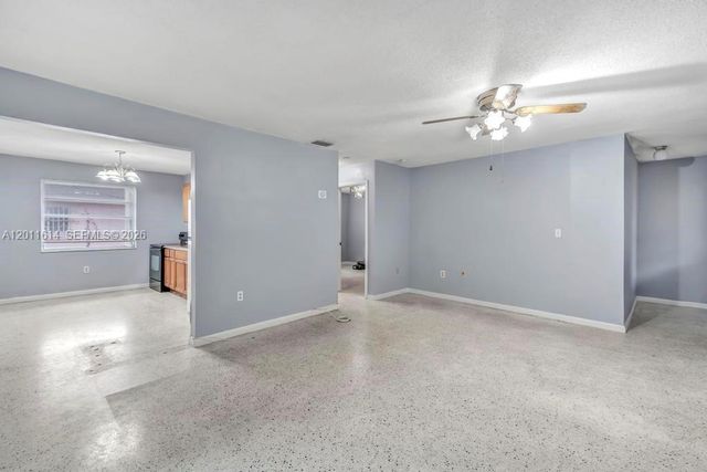 519 NW 10th Ave, Miami, FL 33136