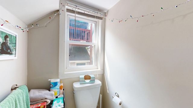 34 Sargent Ave 1B, Somerville, MA 02145