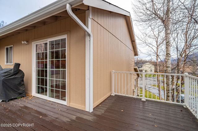 13316 Alex Circle, Eagle River, AK 99577