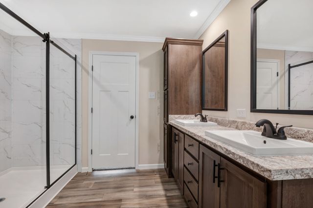 270 E Little Richland Rd, Waverly, TN 37185