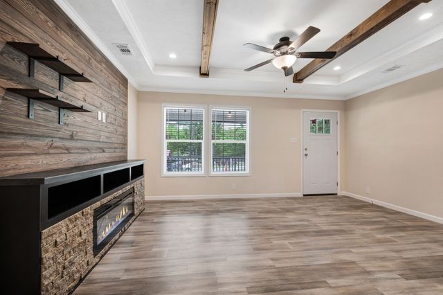 270 E Little Richland Rd, Waverly, TN 37185