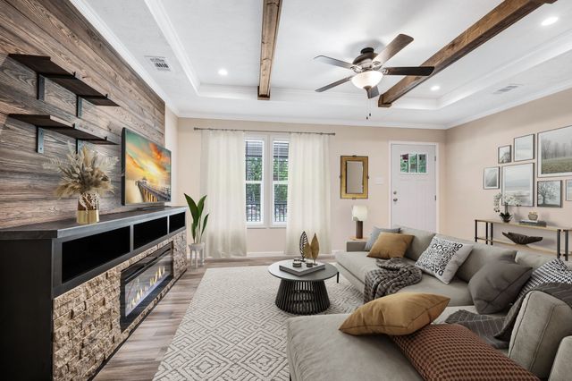 270 E Little Richland Rd, Waverly, TN 37185