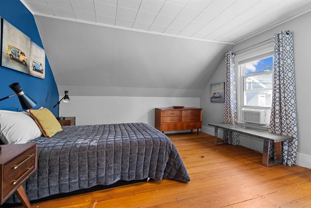 834 State Street, Portsmouth, NH 03801