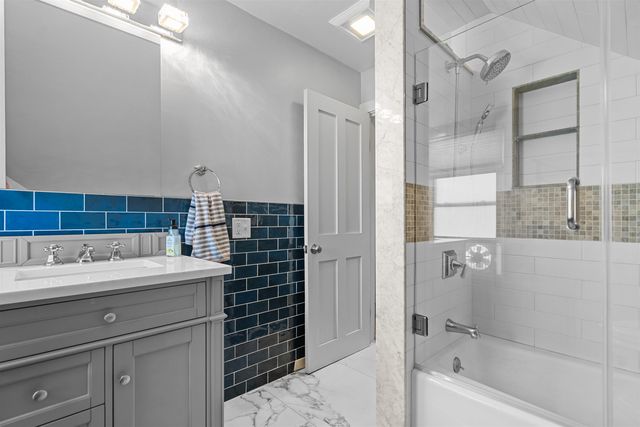 834 State Street, Portsmouth, NH 03801