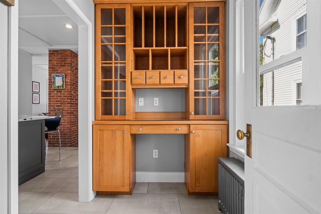 834 State Street, Portsmouth, NH 03801