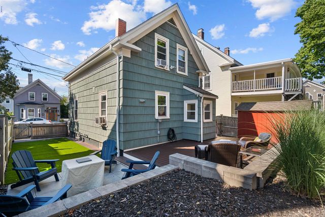 834 State Street, Portsmouth, NH 03801