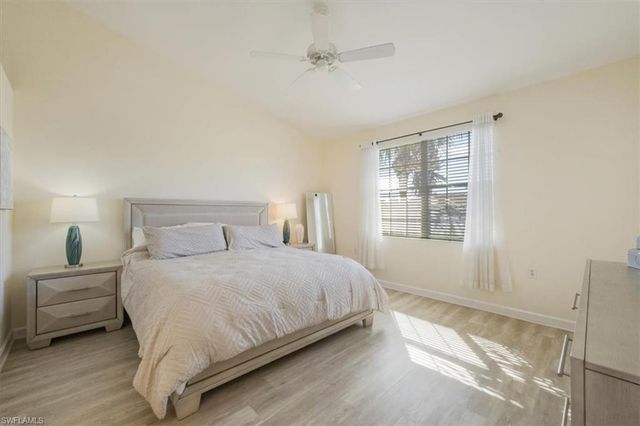 3057 Driftwood WAY 4004, Naples, FL 34109