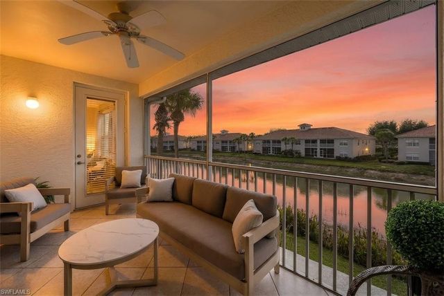 3057 Driftwood WAY 4004, Naples, FL 34109