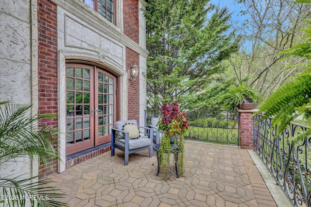 13 Valley Forge Road, Eatontown, NJ 07724