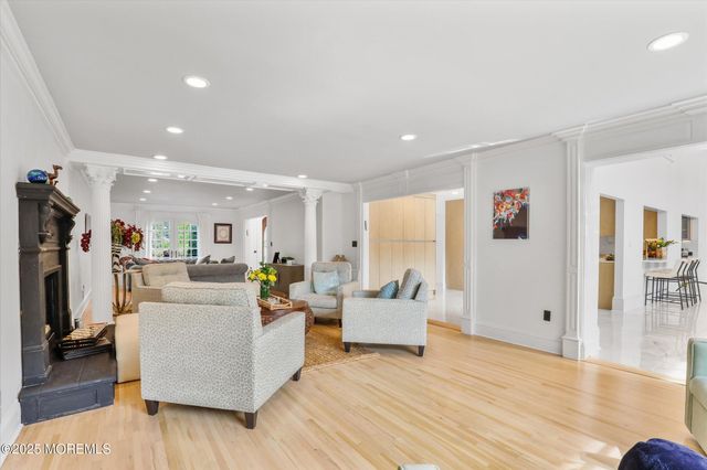 13 Valley Forge Road, Eatontown, NJ 07724