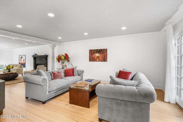 13 Valley Forge Road, Eatontown, NJ 07724