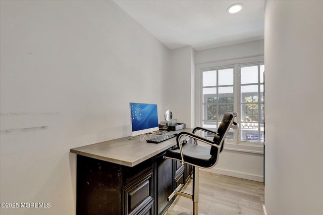 13 Valley Forge Road, Eatontown, NJ 07724