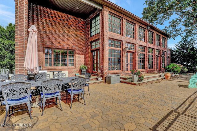 13 Valley Forge Road, Eatontown, NJ 07724